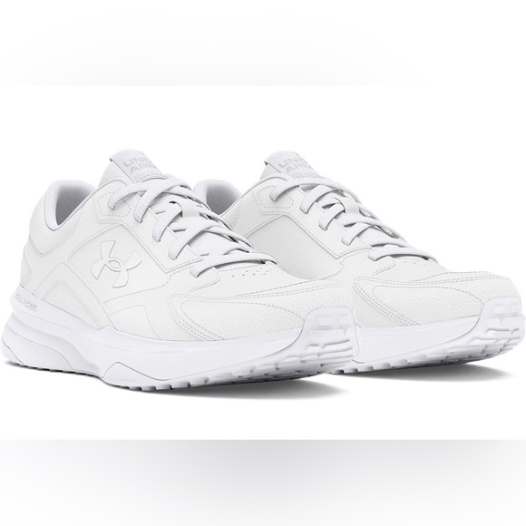NWT 11 - Under Armour Charged Edge Leather white Quartz- extra wide